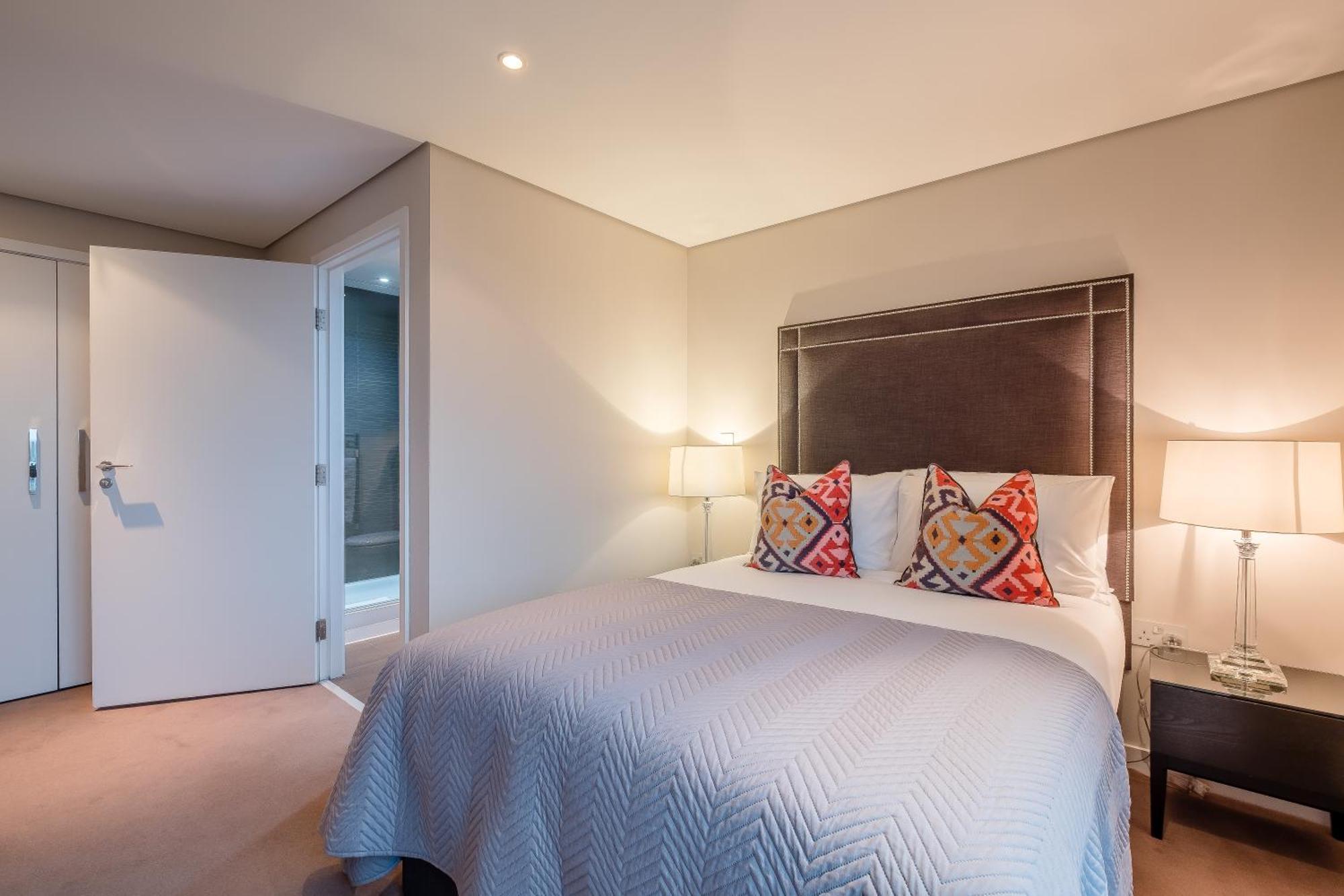 Merchant Square Apartament